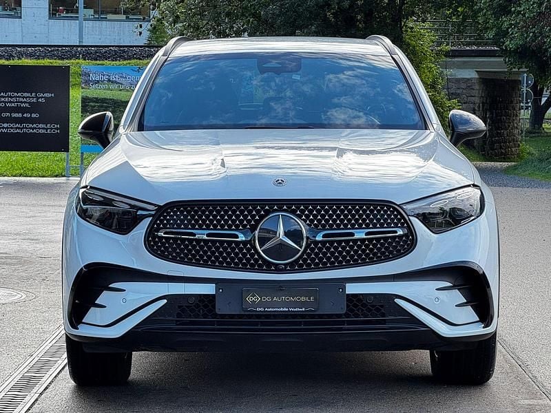 Gebraucht Mercedes GLC200 AMG line 204 PS (150 kW) 2024 SUV