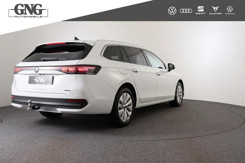 Neu VW Passat Business 193 PS (141 kW) 2026 Weiss Kombi