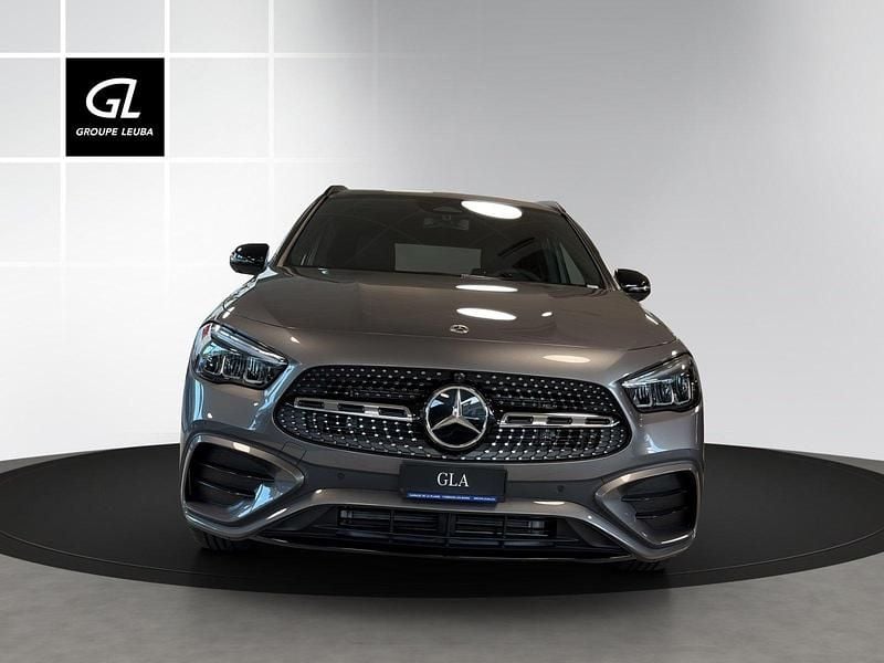 Neu Mercedes GLA220 190 PS (139 kW) 2026 SUV