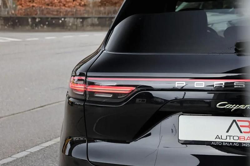 Gebraucht Porsche Cayenne 462 PS (339 kW) 2026 Schwarz SUV