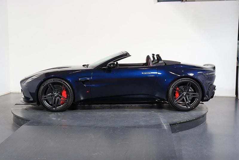 Neu Aston Martin V8 Vantage 679 PS (499 kW) 2026 Cabrio