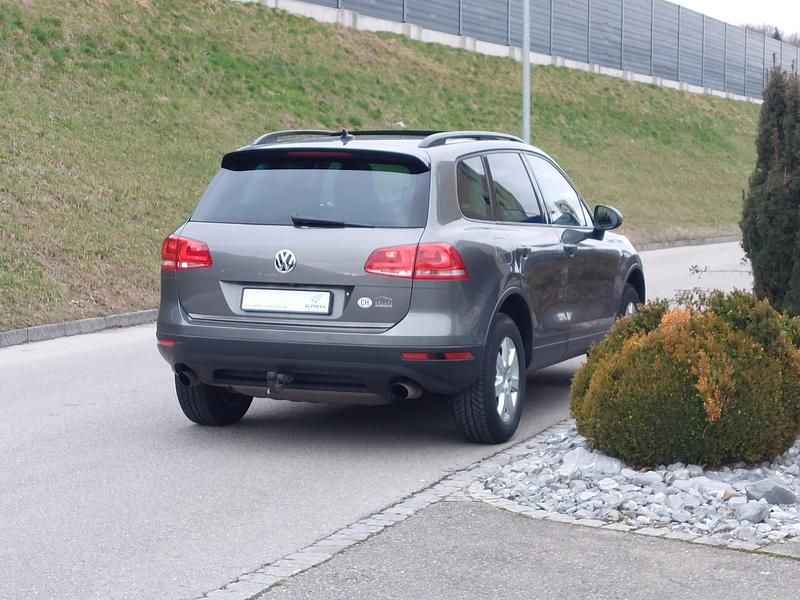 Gebraucht VW Touareg 262 PS (192 kW) 2015 SUV