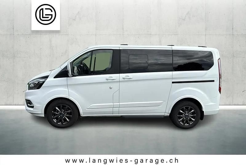 Weiss Gebraucht 2025 Ford Tourneo Custom Titanium X Van | CHF 47’400 (Superpreis) - Bild 1/4