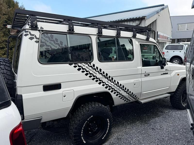 Gebraucht Toyota Land Cruiser 227 PS (166 kW) 2019 Weiss SUV