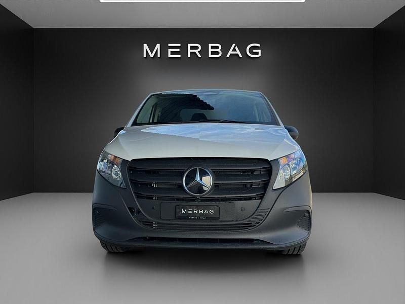 Neu Mercedes Vito 136 PS (100 kW) 2025 Van