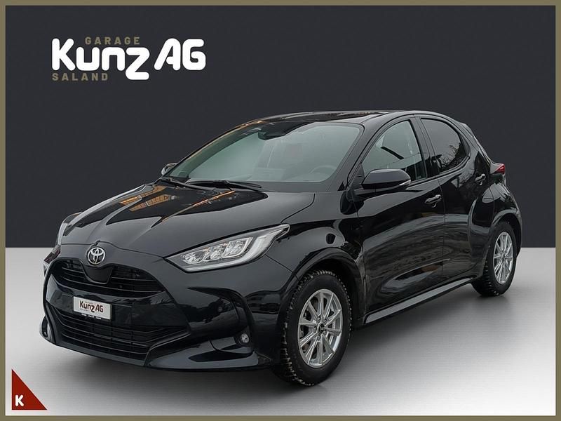 Schwarz Gebraucht 2025 Toyota Yaris Hybrid Trend Limousine | CHF 24’800 (Guter Preis) - Bild 1/4