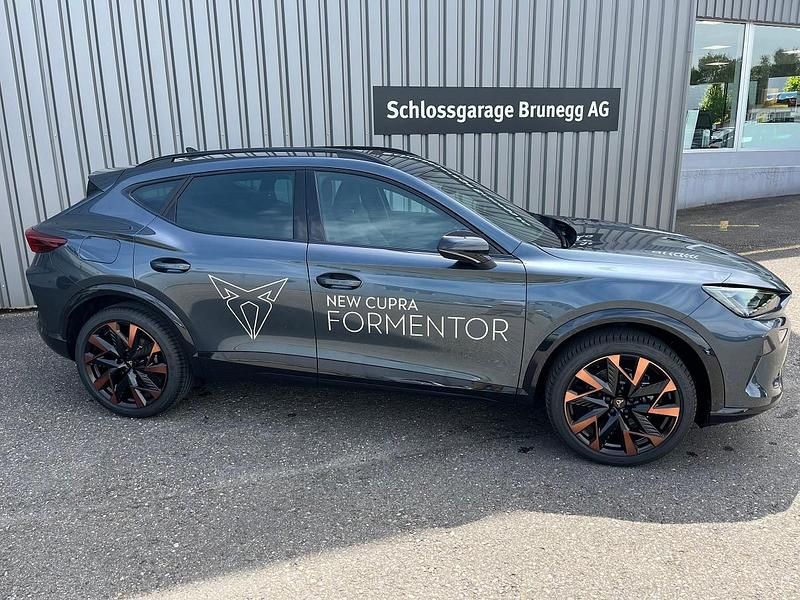 Gebraucht Cupra Formentor 150 PS (110 kW) 2024 Grau SUV