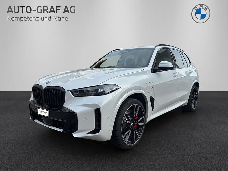 Neu BMW X5 M Sport 489 PS (359 kW) 2026 Weiss SUV