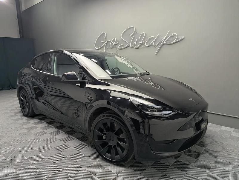 Schwarz Gebraucht 2025 Tesla Model Y RWD SUV | CHF 30’240 (Fairer Preis) - Bild 1/4