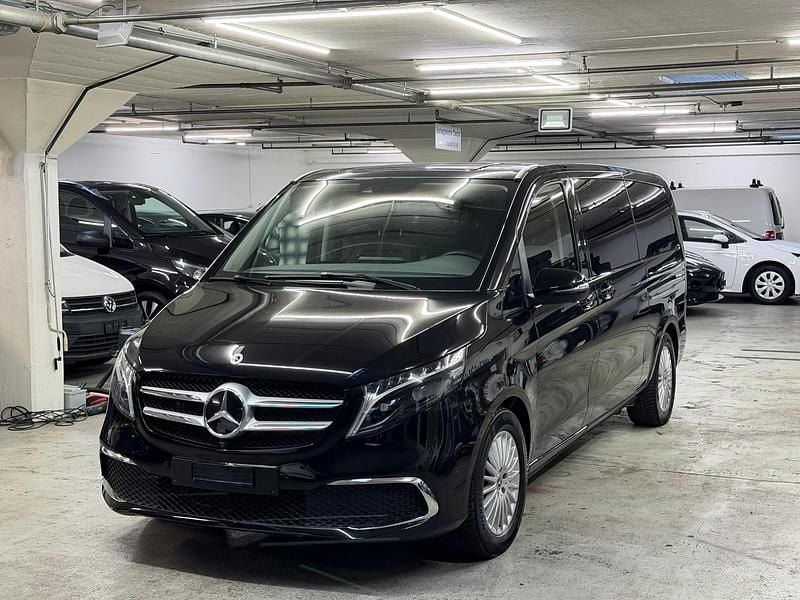 Gebraucht Mercedes V300 Avantgarde 239 PS (175 kW) 2023 Van / Kleinbus