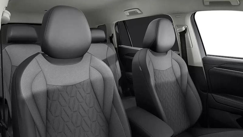 Gebraucht VW Tayron United 193 PS (141 kW) 2026 Gray SUV