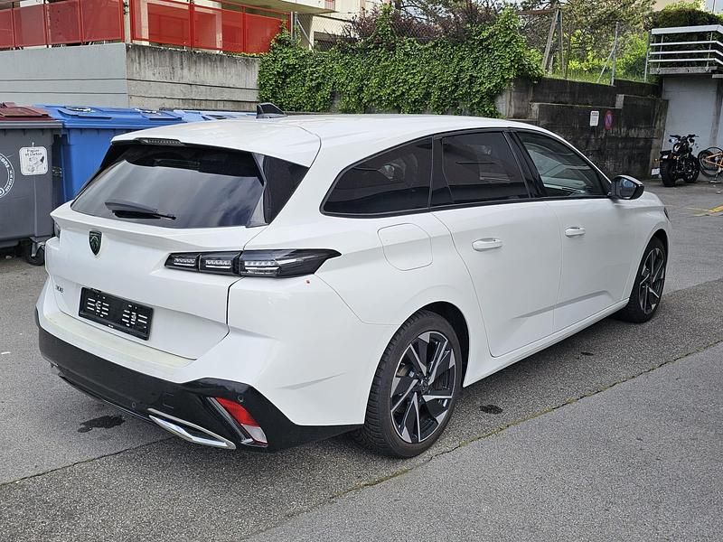 Gebraucht Peugeot 308 SW Allure 130 PS (95 kW) 2023 Kombi