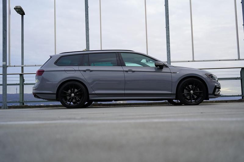 Gebraucht VW Passat R-line Edition 272 PS (200 kW) 2020 Kombi