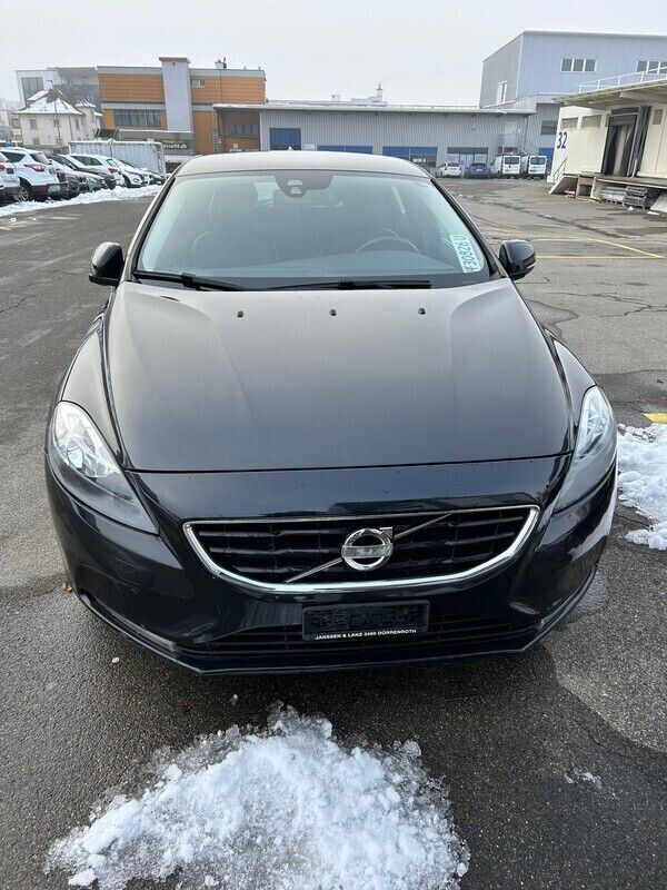 Gebraucht 2014 Volvo V40 Kinetic Kombi | CHF 8’990 - Bild 1/4