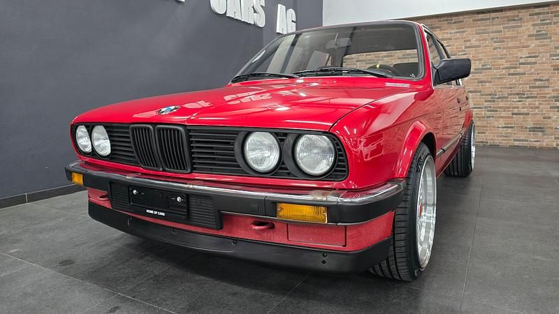 Gebraucht 1986 BMW 318 Limousine | CHF 19’500 - Bild 1/4