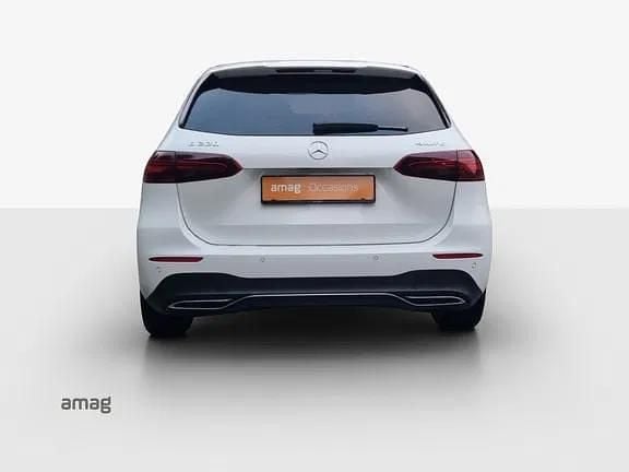 Gebraucht Mercedes B220 190 PS (139 kW) 2023 Blanc Van / Kleinbus