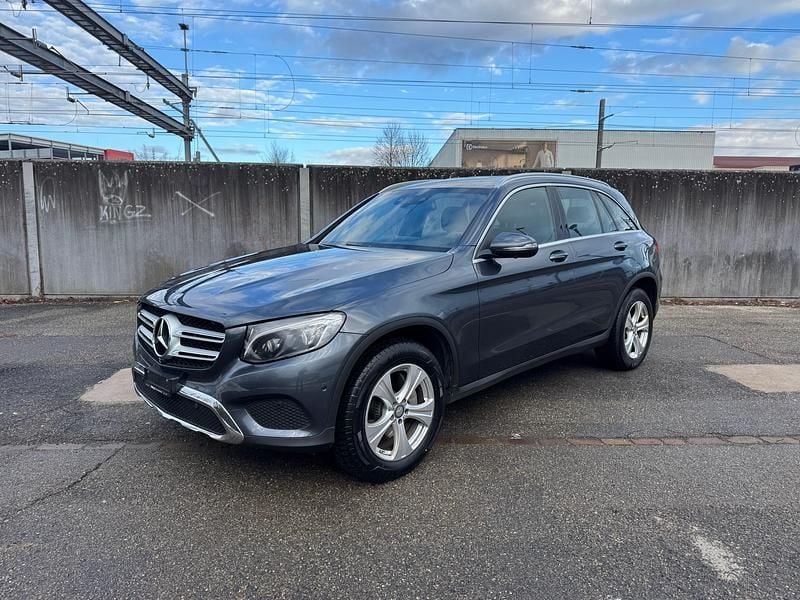 Gebraucht Mercedes GLC250 Exclusive 204 PS (150 kW) 2015
