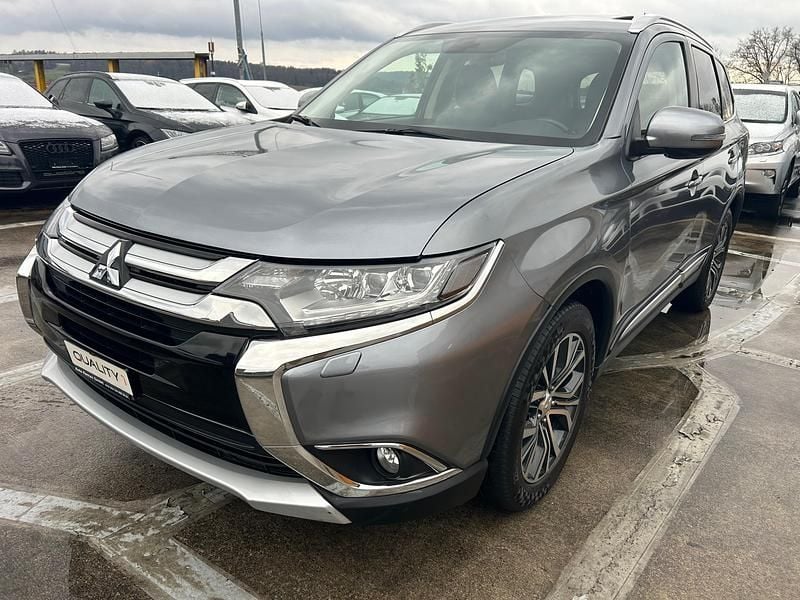 Gebraucht 2016 Mitsubishi Outlander SUV | CHF 15’500 (Guter Preis) - Bild 1/4