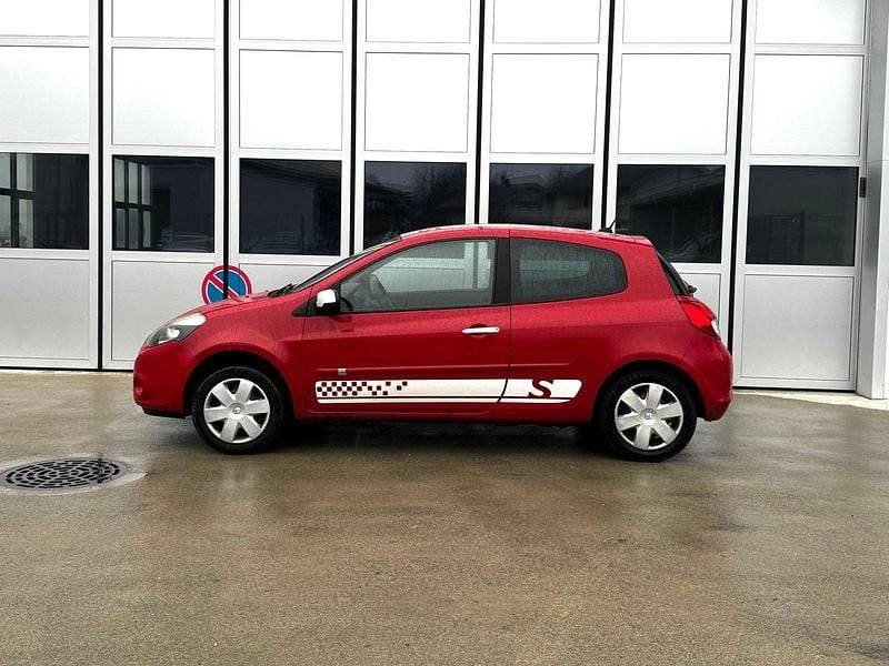 Gebraucht Renault Clio II Night&Day 101 PS (74 kW) 2011 Kleinwagen