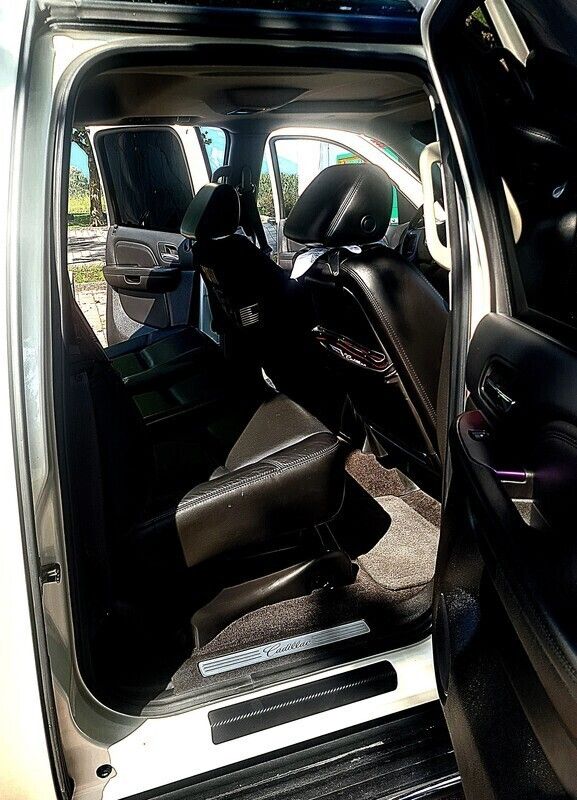 Gebraucht Cadillac Escalade 409 PS (300 kW) 2008 SUV