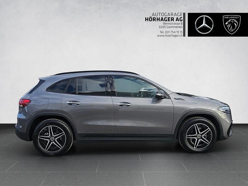 Gebraucht Mercedes EQA300 AMG line 168 kW (229 PS) 2022 Grau SUV