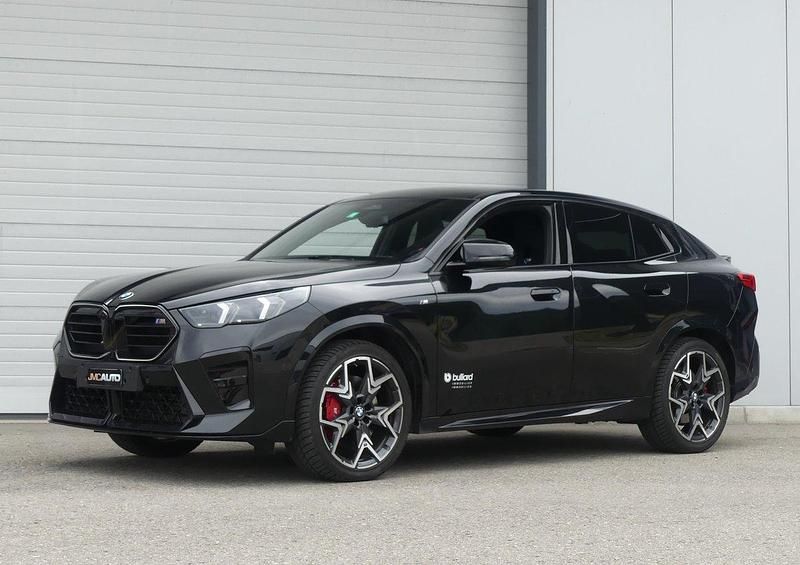 Gebraucht BMW X2 Sport Line 300 PS (220 kW) 2024 SUV