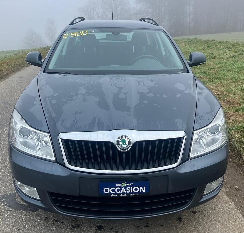 Gebraucht 2010 Skoda Octavia Elegance Kombi | CHF 2’900 (Superpreis) - Bild 1/4