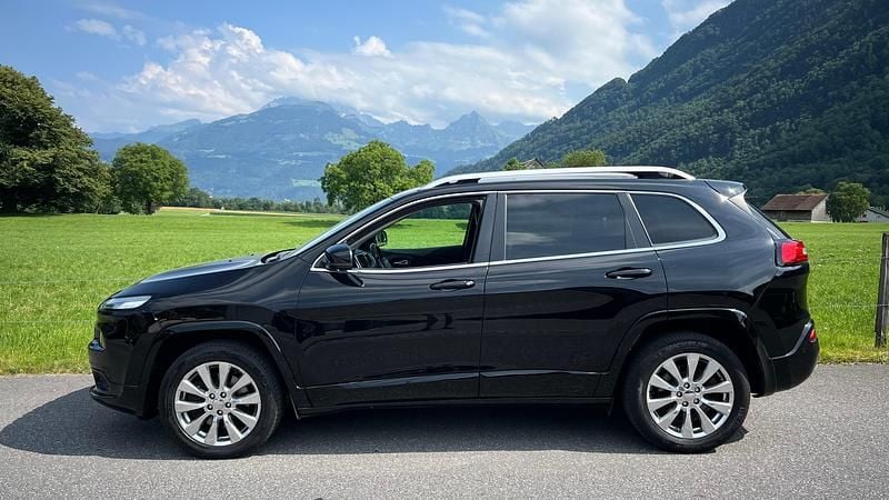 Gebraucht 2017 Jeep Cherokee Overland SUV | CHF 16’500 (Fairer Preis) - Bild 1/4