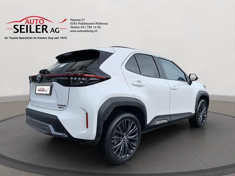 Gebraucht Toyota Yaris Hybrid Elegant 116 PS (85 kW) 2023 Weiss Limousine