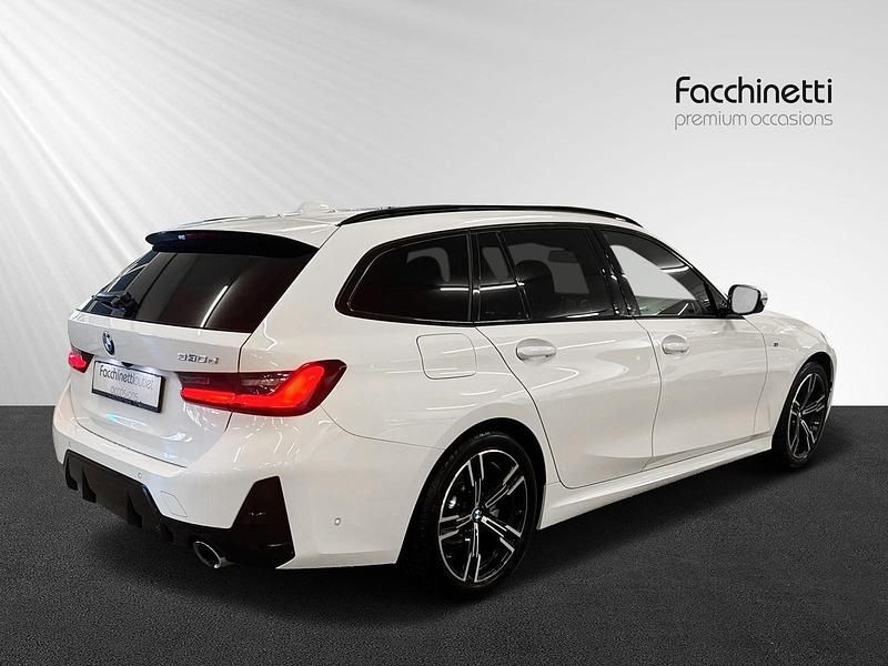 Gebraucht BMW 330 M Sport 285 PS (209 kW) 2023 Weiss Kombi