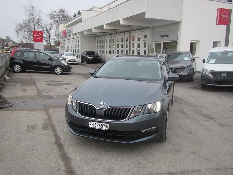 Gebraucht Skoda Octavia Ambition 190 PS (139 kW) 2018 Grau Kombi