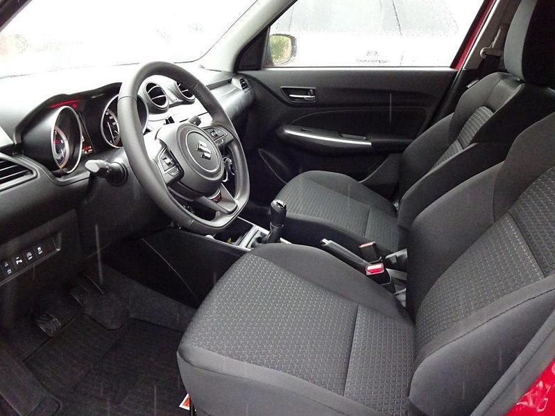Gebraucht Suzuki Swift 83 PS (61 kW) 2024 Kleinwagen