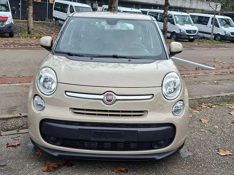 Gebraucht 2016 Fiat 500L Pop Star Van / Kleinbus | CHF 8’500 (Fairer Preis) - Bild 1/4