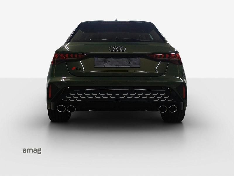 Gebraucht Audi S3 Comfort 333 PS (244 kW) 2025 Grün Limousine