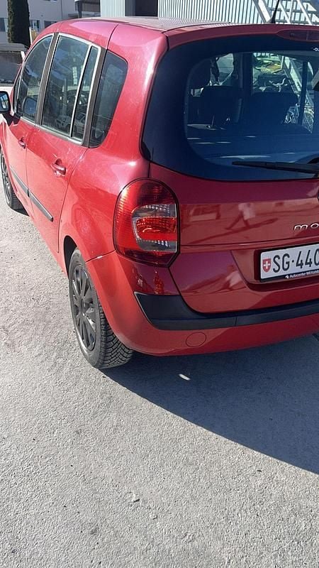 Gebraucht Renault Modus Authentique 75 PS (55 kW) 2010 Van / Kleinbus