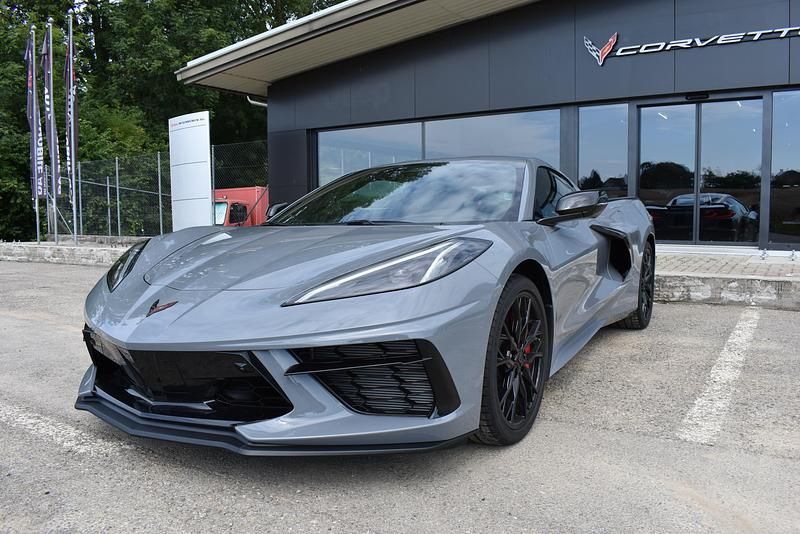 Neu Chevrolet Corvette Stingray 482 PS (354 kW) 2025 Grau Coupé