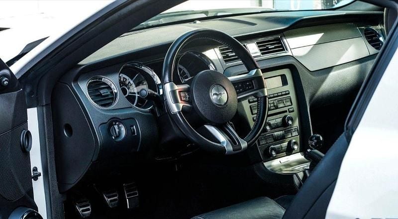 Gebraucht Ford Mustang GT Premium 417 PS (306 kW) 2012 Coupé