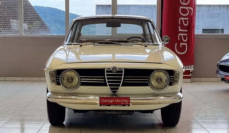 Gebraucht 1966 Alfa Romeo GT Veloce Coupé | CHF 79’990 - Bild 1/4