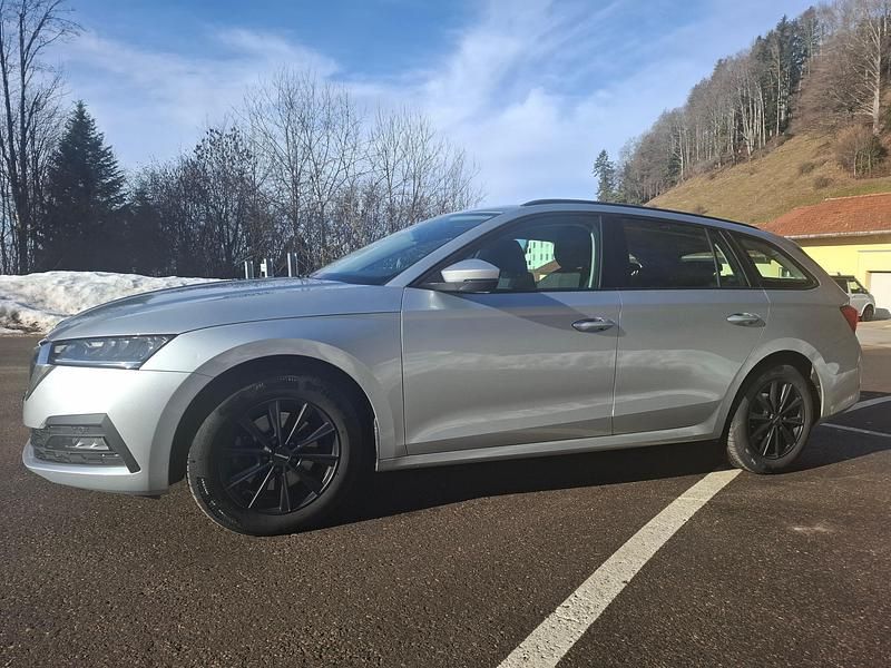 Gebraucht Skoda Octavia Ambition 150 PS (110 kW) 2022 Kombi