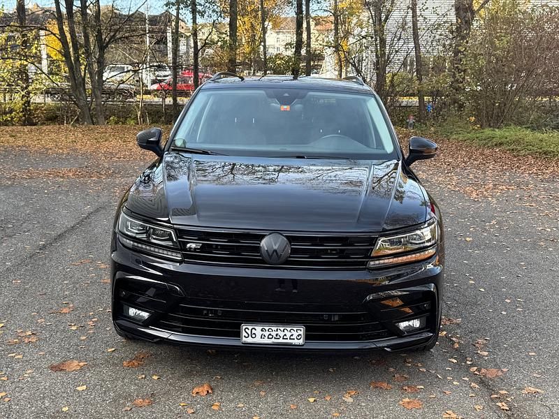Gebraucht 2019 VW Tiguan R-line SUV | CHF 23’700 (Fairer Preis) - Bild 1/4