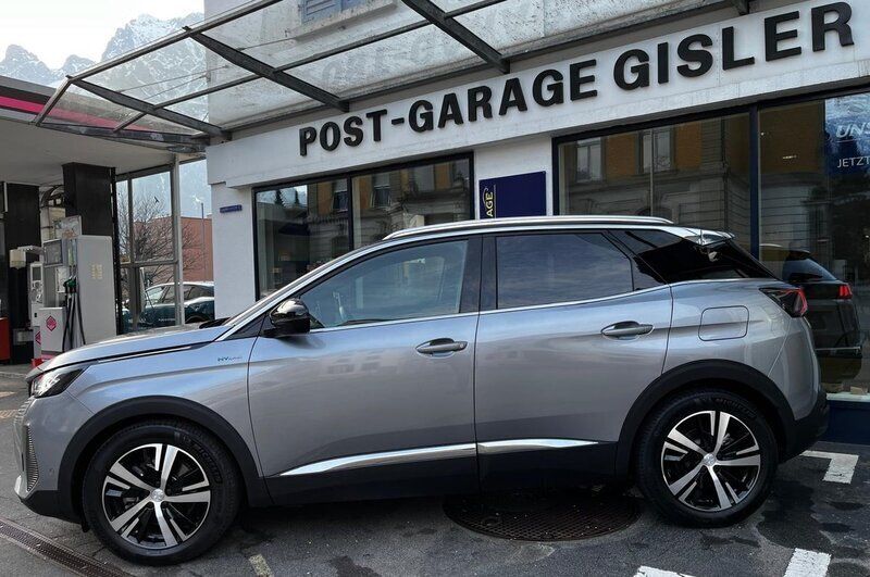Grau Gebraucht 2023 Peugeot 3008 GT SUV | CHF 48’500 - Bild 1/4