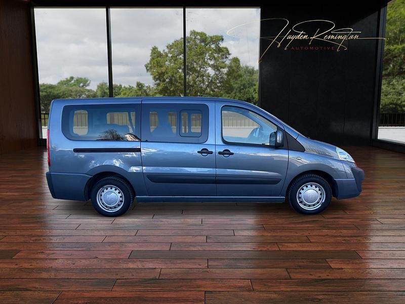 Gebraucht Peugeot Expert Allure 163 PS (119 kW) 2012 Van