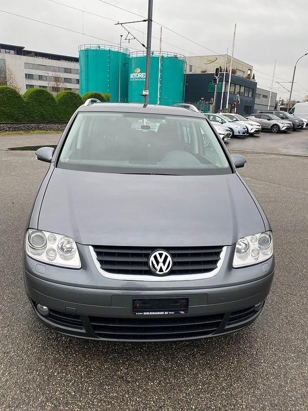 Gebraucht 2006 VW Touran Trendline Van / Kleinbus | CHF 4’500 (Teuer) - Bild 1/4