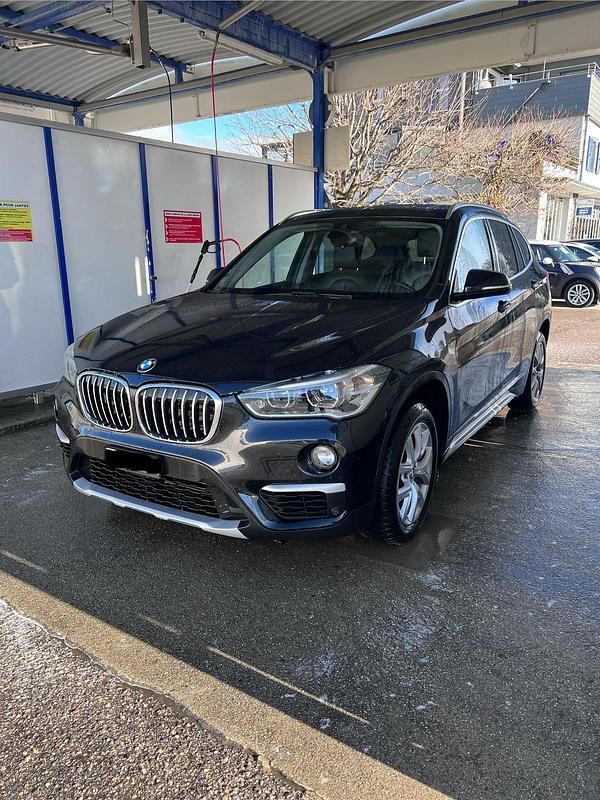 Gebraucht 2019 BMW X1 xLine SUV | CHF 18’700 (Superpreis) - Bild 1/4