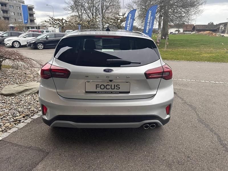 Gebraucht Ford Focus Active X 155 PS (114 kW) 2024 Silber Limousine