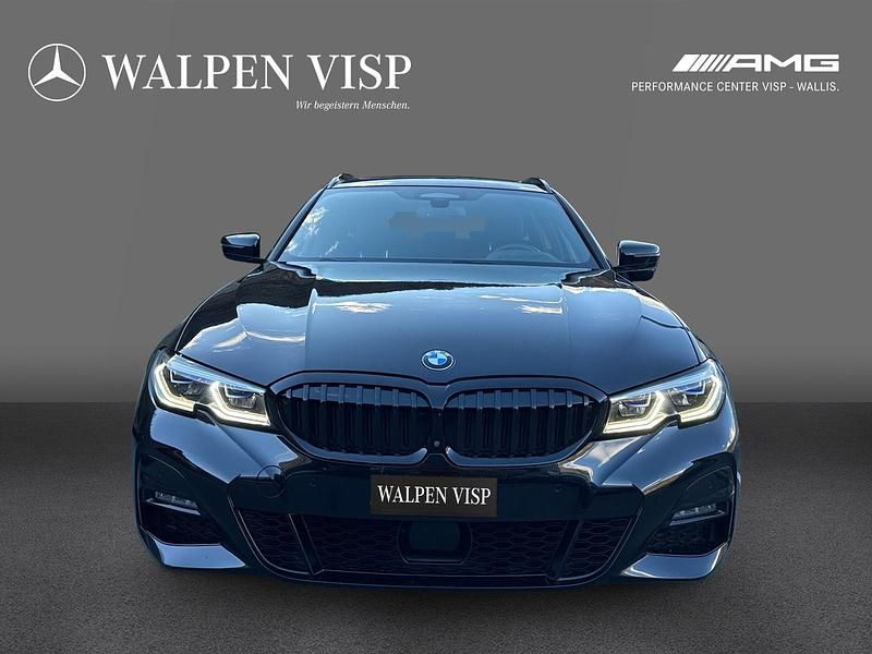 Gebraucht BMW 330 M Sport 265 PS (194 kW) 2020 Schwarz Kombi