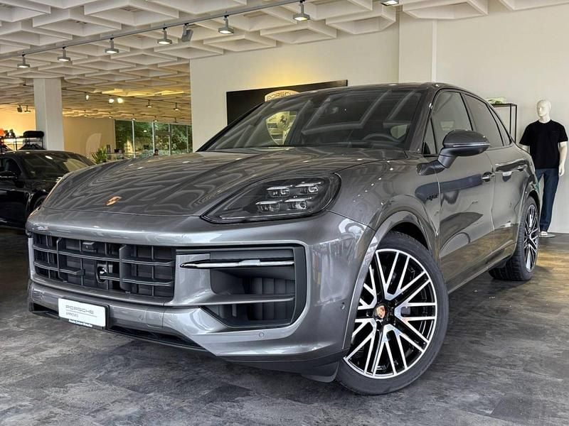 Gebraucht Porsche Cayenne 470 PS (345 kW) 2025 SUV