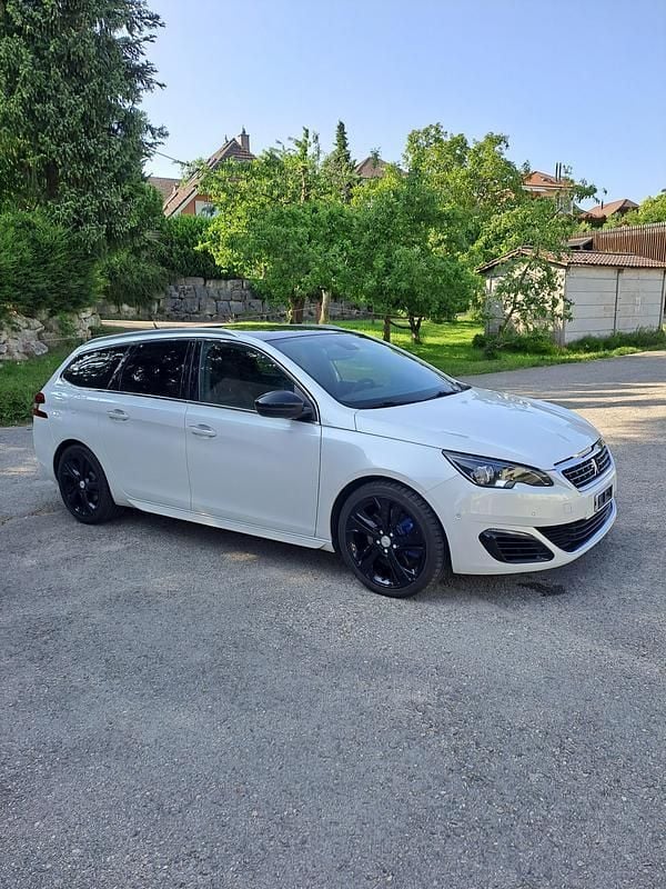 Gebraucht 2015 Peugeot 308 GT Kombi | CHF 9’999 (Fairer Preis) - Bild 1/4