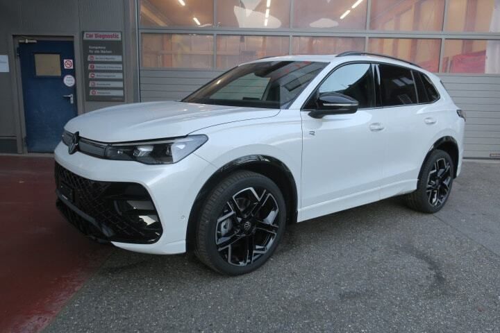 Gebraucht 2024 VW Tiguan R-line SUV | CHF 48’900 (Fairer Preis) - Bild 1/4