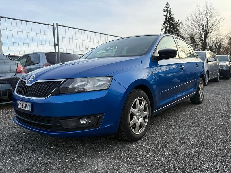Gebraucht Skoda Rapid Ambition 122 PS (89 kW) 2014 Kleinwagen